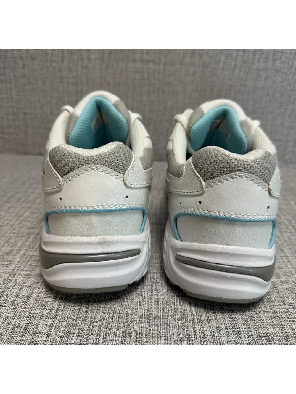 VIONIC Shoes Women's Size 8.5 M White Leather Walk23 Orthopedic